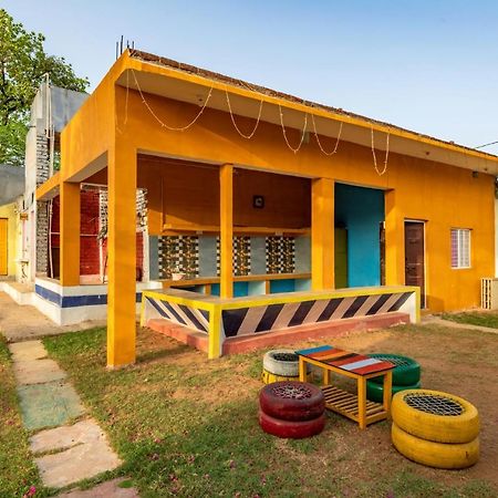 Mini Homestay Khajurāho Exteriör bild