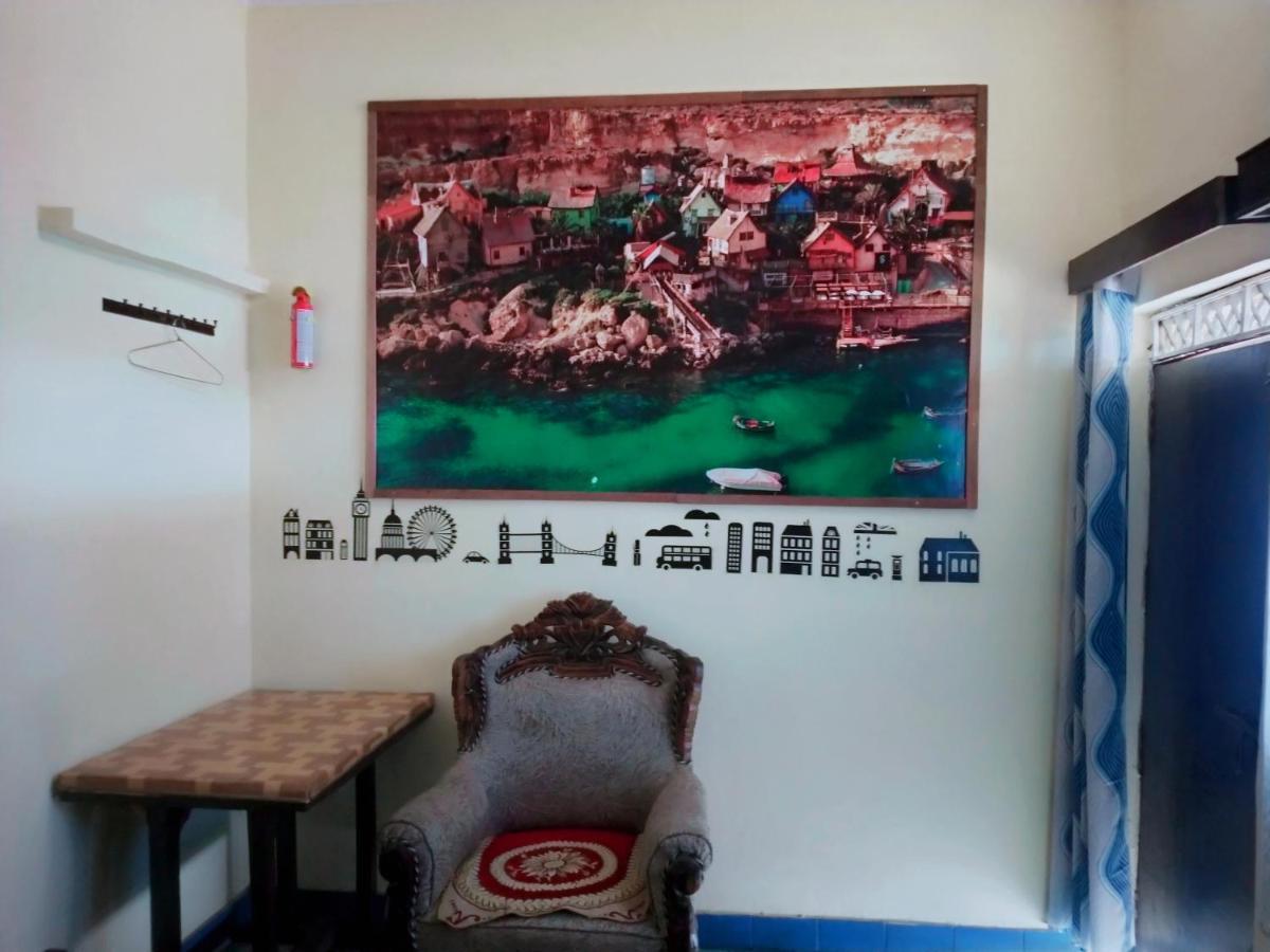 Mini Homestay Khajurāho Exteriör bild